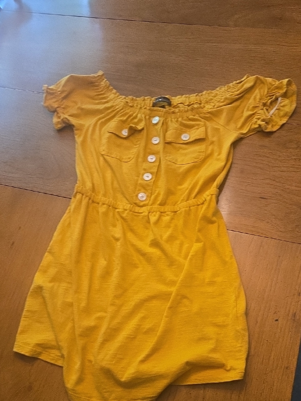 Derek Heart Yellow Off-Shoulder Buttoned Casual Top